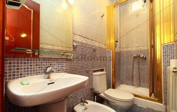 Hostal Rico Madrid Eksteriør bilde