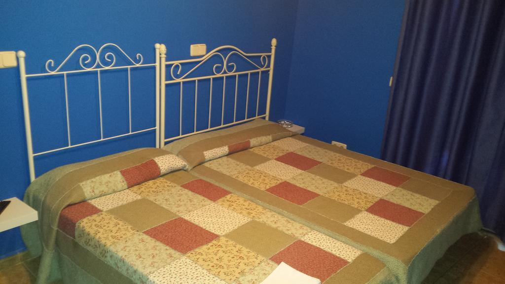 Hostal Rico Madrid Eksteriør bilde