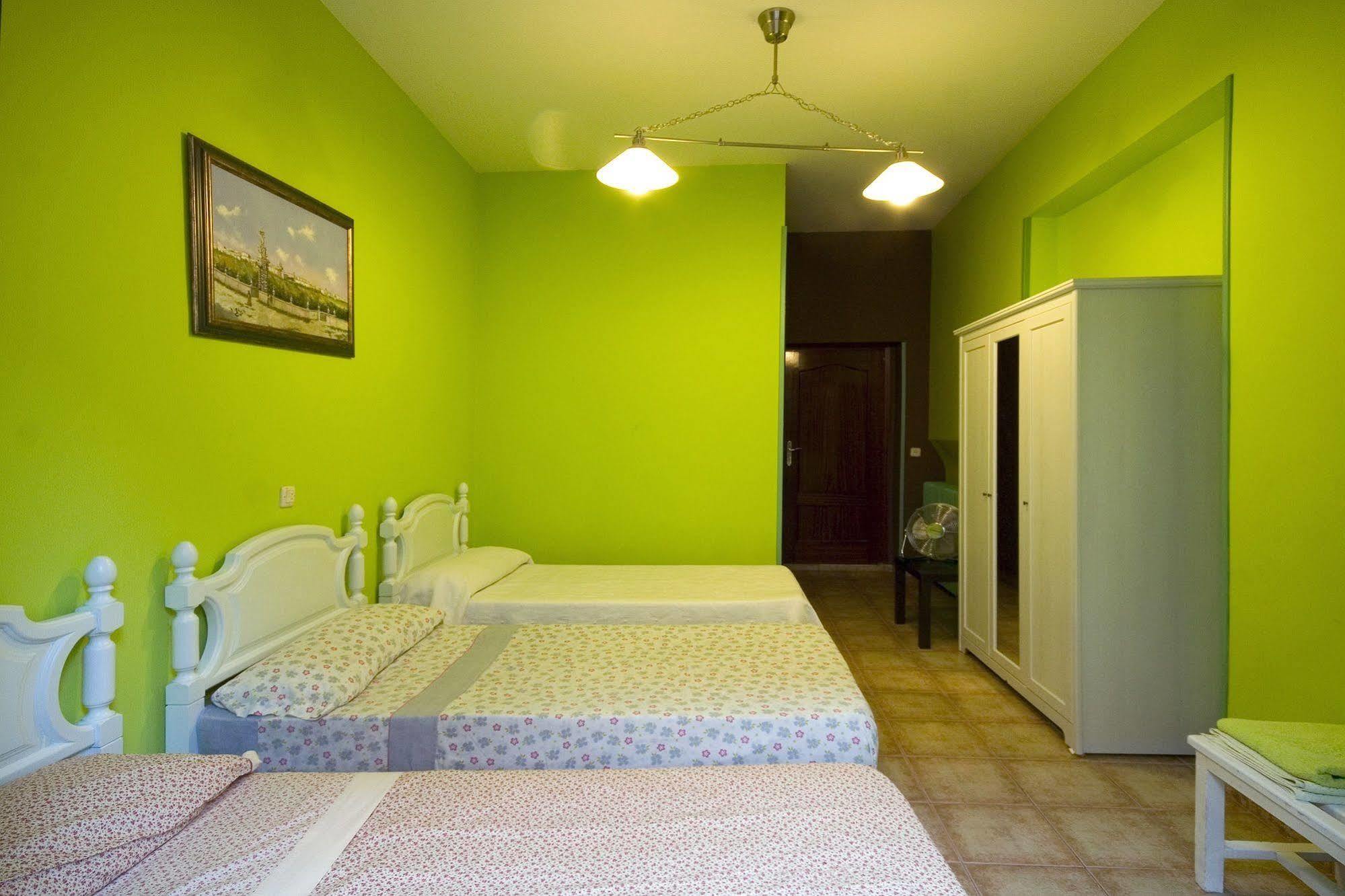 Hostal Rico Madrid Eksteriør bilde
